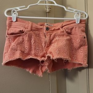 4/$10 Sale! Mudd Coral/Pink Shorts Size 9